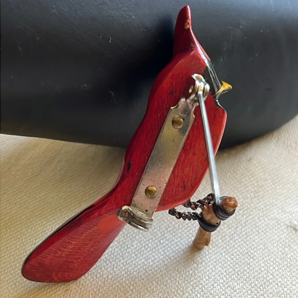 Vintage Hand Painted Red Cardinal Carved Wood Bird Pin Brooch!